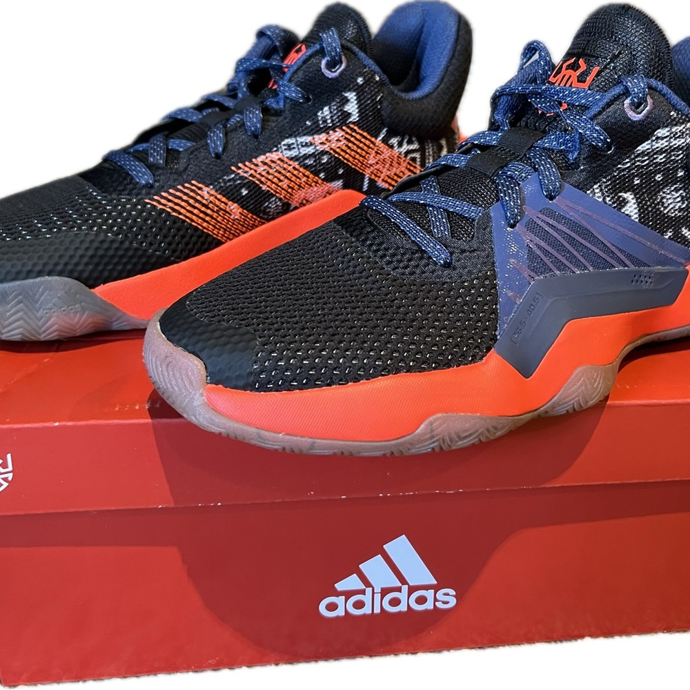 Adidas D.O.N. Issue 1 Basketball Shoes